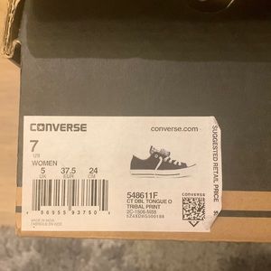Women’s Converse -size 7 - Black